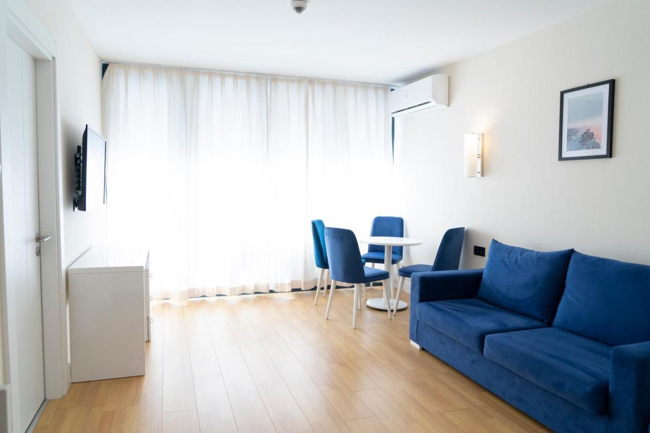 Orbi Sea View Apartment Batumi Zewnętrze zdjęcie